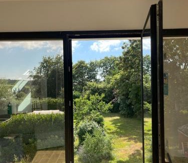 Breles Apartamento | Rose et violette