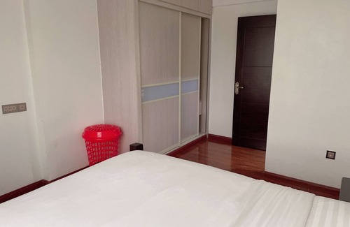 Lavington Hotel | Rose Garden Apartments