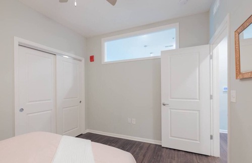 Gladstone Apartamento | Rose Haven Retreat 2BR Loft 1.7 Miles to Downtown