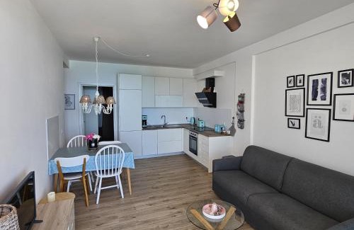 Vlore Apartamento | Rose Luxury Apartment Vlore, full sea view !