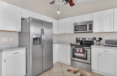 Fairvilla Casa | Rose's Lakeview