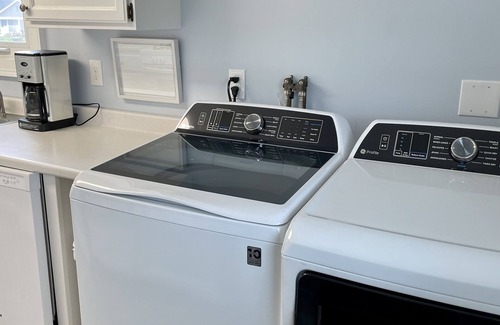 York Beach Cabaña | ROSE STAR COTTAGE at NUBBLE LIGHT