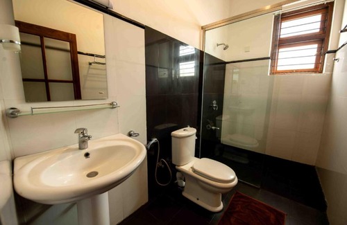 Haputale Casa | Rose Villa Diyathalawa with Panoramic Train View in the Mountains