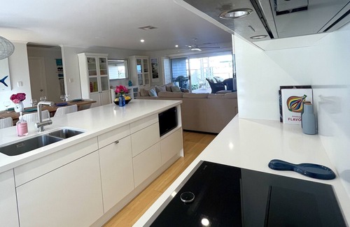 Port Willunga Casa | Rose Villa - Port Willunga Beach Retreat