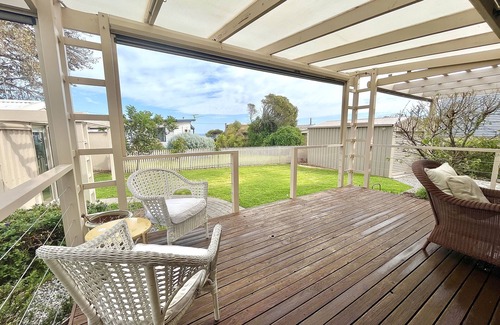Port Willunga Casa | Rose Villa - Port Willunga Beach Retreat
