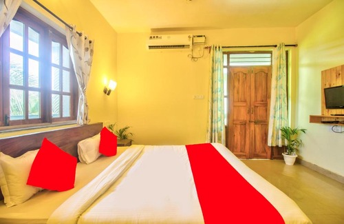 Baga Casa | Roseal Beach Front