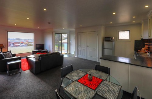 Forest Cabina | Rosebank Cottage Collection