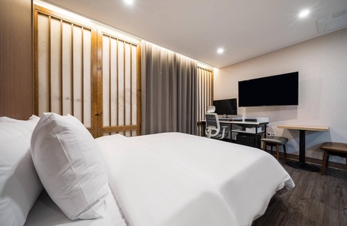 Oncheonjang Hotel | Busan Guseodong Rose Bay Hotel