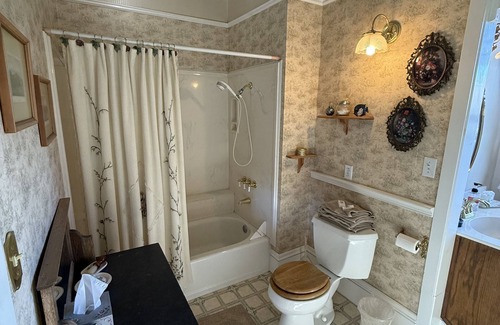 Susanville Cama Y Desayuno | Roseberry House Bed & Breakfast