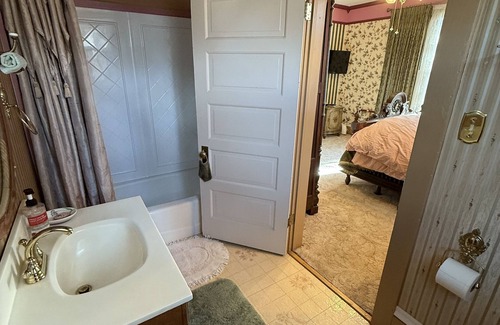 Susanville Cama Y Desayuno | Roseberry House Bed & Breakfast