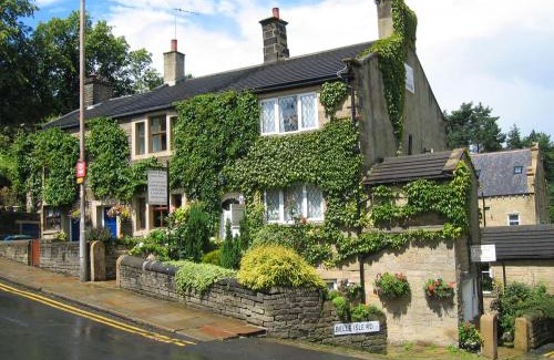 Haworth Casa | Rosebud Cottage Guest House