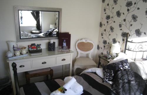 Haworth Casa | Rosebud Cottage Guest House