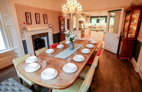 Pitlochry Cabaña | ROSEBURN, pet friendly, luxury holiday cottage in Pitlochry
