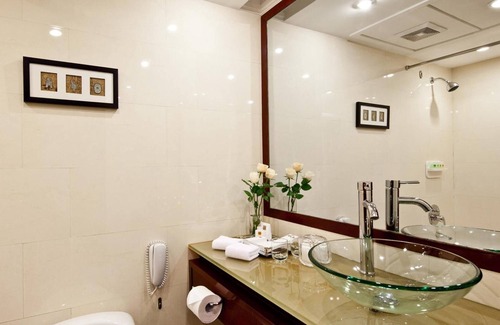 Haizhu Hotel | Rosedale Hotel and Suites Guangzhou