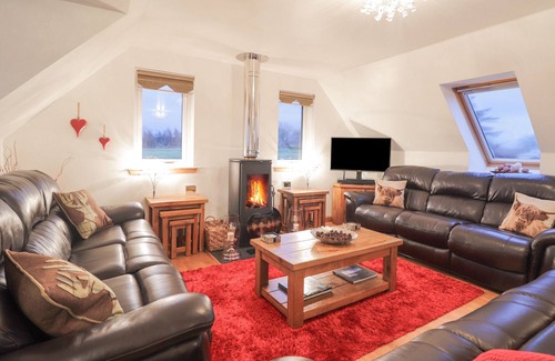 Breakish Casa | ROSELEA, family friendly, character holiday cottage in Broadford