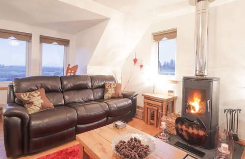 Breakish Casa | ROSELEA, family friendly, character holiday cottage in Broadford