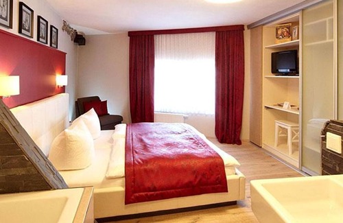 Bernkastel Casa | Rosenrot Apartments - Märchenhotel