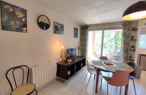 Roseraie Apartamento | Roseraie T2 Wifi Parking Clim