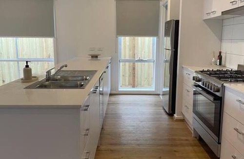 Cowes Casa | Rose’s Island beach House - Phillip Island - Cowes