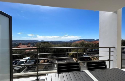 Grasse Apartamento | Roses Marine 205