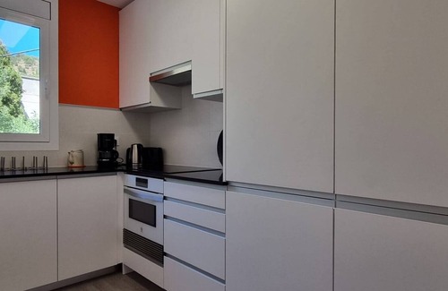 Almadraba-Canyelles Apartamento | Roses vista al mar playa Canyelles costa Brava AV-10