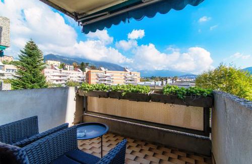 Balerna Apartamento | Roseto Apartment by Quokka 360 - apartment in strategic area with balcony