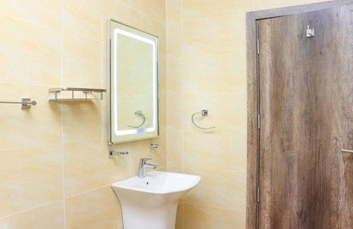 Kilimani Hotel | Roseville Apartment Pool Gym Parking