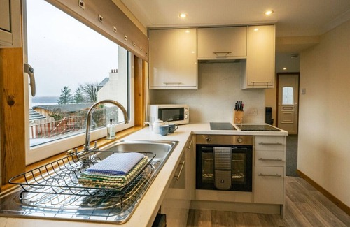 Fort William Cabaña | Rosewood Cottage in Fort William Town Centre