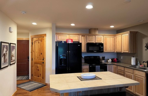 Ronald Casa | Roslyn Ridge Get Away