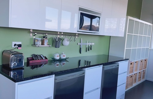 Roslyn Apartamento | Roslyn Sea View Room—9 minutes walk to city center