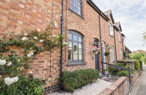 Sedgeberrow Cabaña | ROSS COTTAGE, pet friendly, character holiday cottage in Broadway