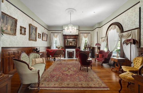 Hattiesburg Cama Y Desayuno | Ross Mansion Bed & Breakfast and Events