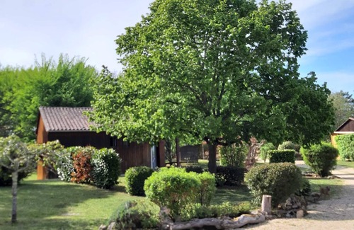 Saint-Avit-Senieur Chalet De Esquí | Rossignol, casa de madera en el Hameau des Laurières