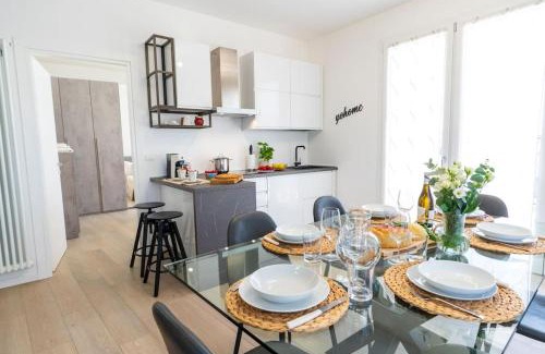 Pesaro Apartamento | Rossini Home Pesaro vicino al Teatro Rossini by Yohome