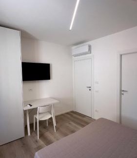 Camerano Casa | Rosso Conero - Le Grotte Rooms & Apartments