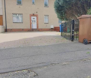 Rosyth Casa | Rosyth 3 Bedroom home-Near Edinburgh & M90 With Free Parking