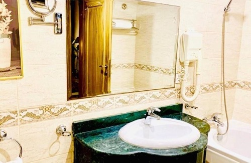 Al-Hamra'a Hotel | Rotanah Hotel