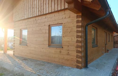 Malenice Casa | Roubenka Kopretina