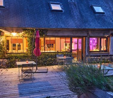 Gueutteville-les-Gres Casa | ROUGE COTTAGE Gîte 4 étoiles Billard