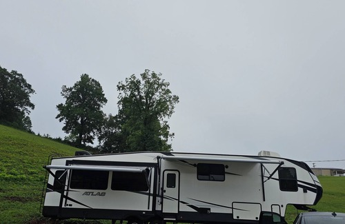 Byrdstown Casa | Roughing it in comfort