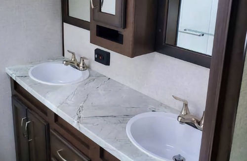 Byrdstown Casa | Roughing it in comfort