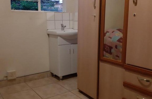 Queenswood Casa | Roullas gardens