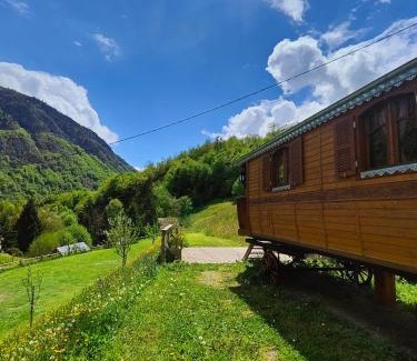 Gedre Chalet De Esquí | Roulotte Ancolie