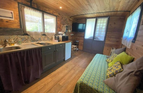 Roquemaure Casa | Roulotte du Moulin Saint Valentin