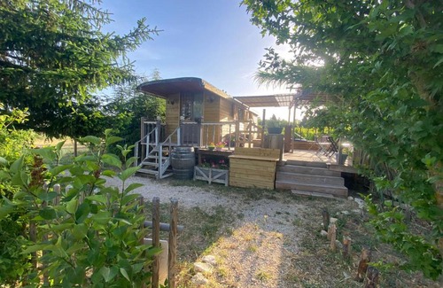 Roquemaure Casa | Roulotte du Moulin Saint Valentin