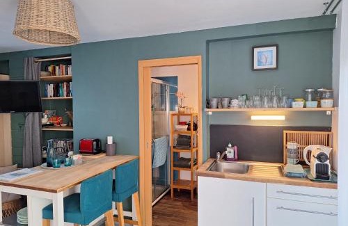 Porspoder Casa | Roulotte Gîtes O bien-être massage Spa Séjour bien-être en hébergement insolite roulotte Karantez ou en gîtes Melon ou Yock à 800 m des plages