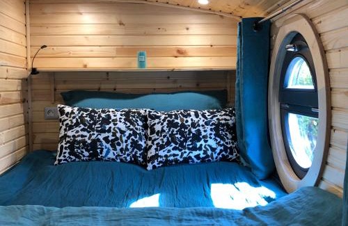 Porspoder Casa | Roulotte Gîtes O bien-être massage Spa Séjour bien-être en hébergement insolite roulotte Karantez ou en gîtes Melon ou Yock à 800 m des plages