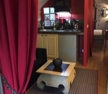Saint-Florent-sur-Cher Otro | ROULOTTE - LE DOMAINE DES ECREVISSES
