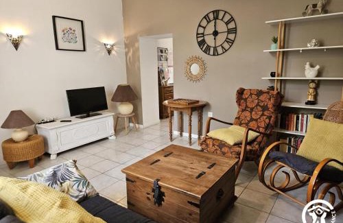 Saint-Gauzens Casa | Roumanieu le gite