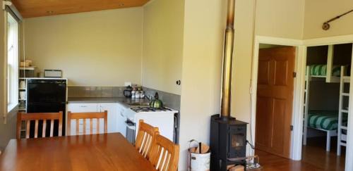 Clutha District Cabina | Round Hill Hut